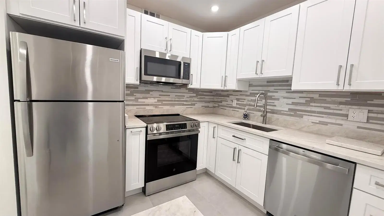 2 bedroom 2 bath Residential Lease for rent at 6505 Winfield Boulevard, Margate FL 33063