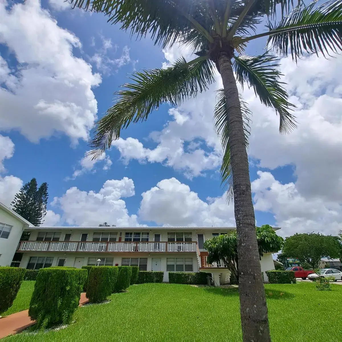 1 bedroom 1 bath Residential Lease for rent at 39 Cambridge B, West Palm Beach FL 33417