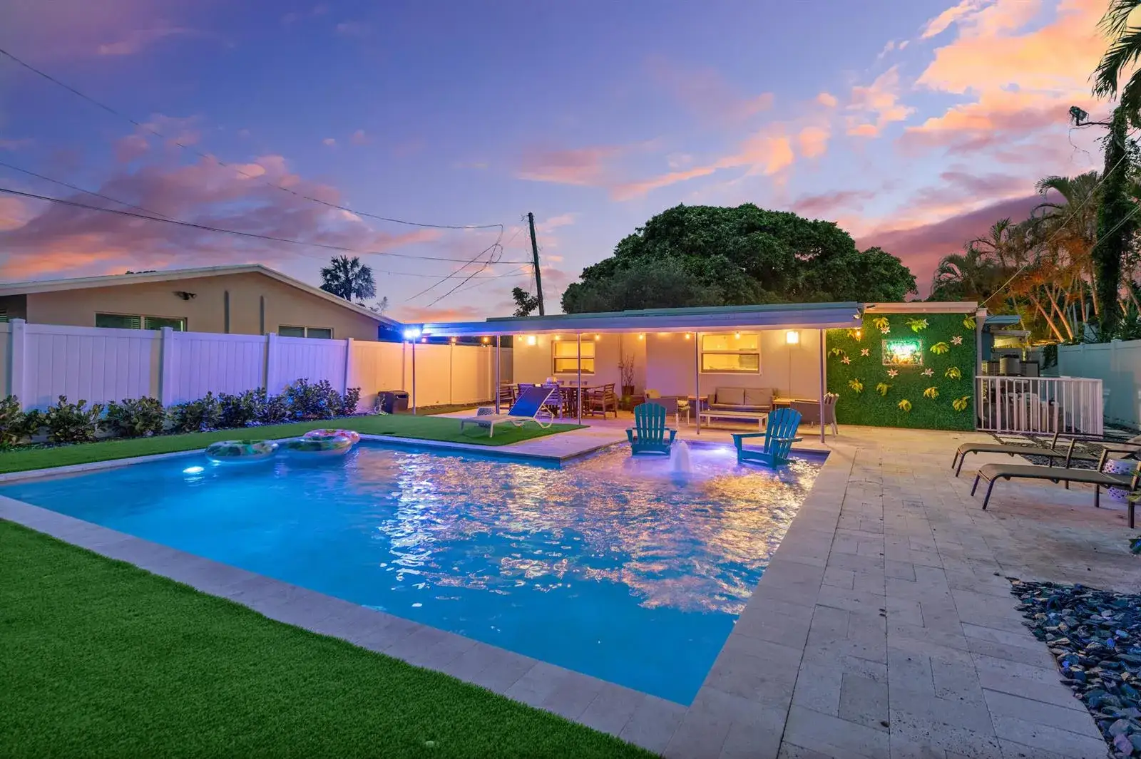 4 bedroom 3 bath Residential for sale at 2012 SW 4th Avenue, Fort Lauderdale FL 33315