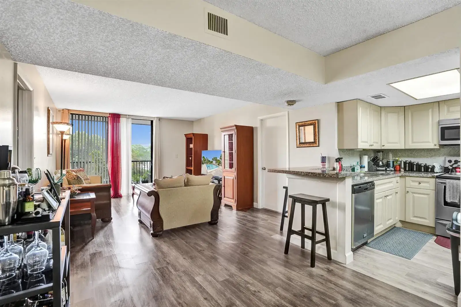 2 bedroom 2 bath Residential for sale at 5570 NW 44th Street # 305a, Lauderhill FL 33319