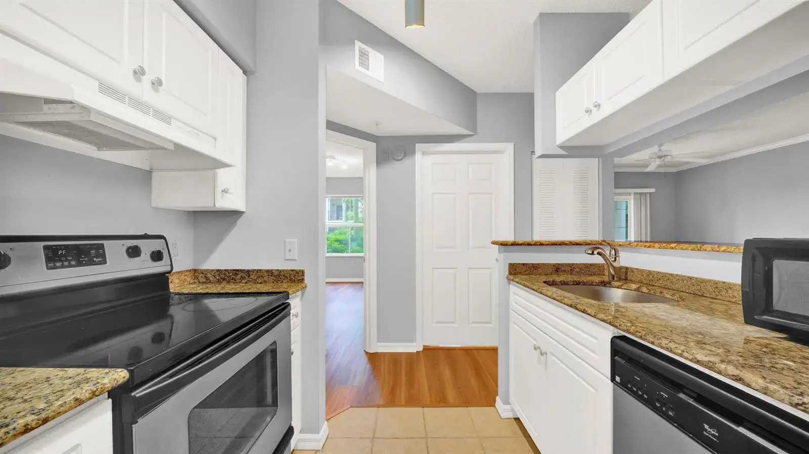 1 bedroom 1 bath Residential Lease for rent at 3106 Tuscany Way, Boynton Beach FL 33435