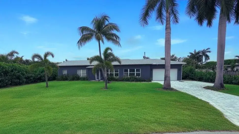 4 bedroom 3 bath Residential for sale at 2801 NE 2nd Avenue, Wilton Manors FL 33334