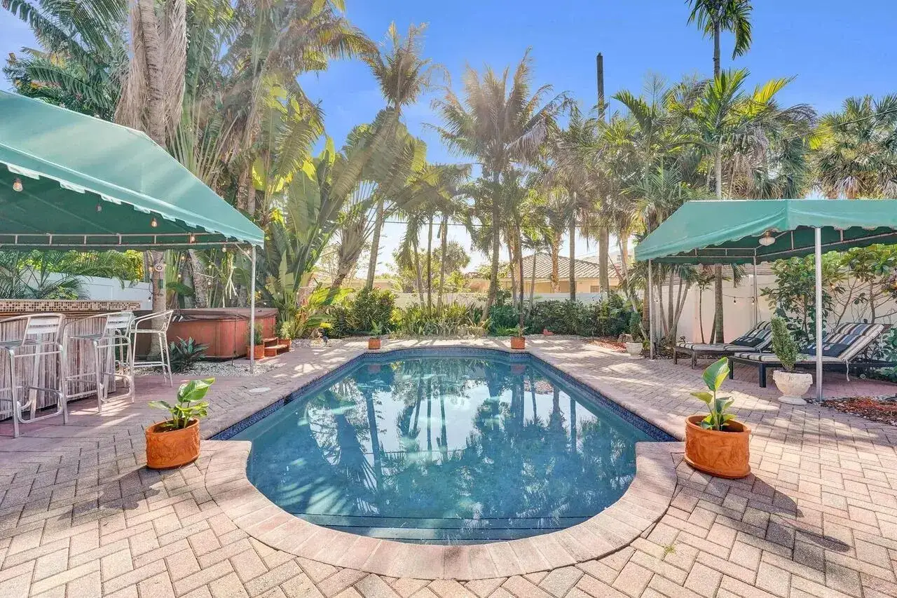 3 bedroom 2 bath Residential Lease for rent at 1036 NE 9th Avenue, Fort Lauderdale FL 33304
