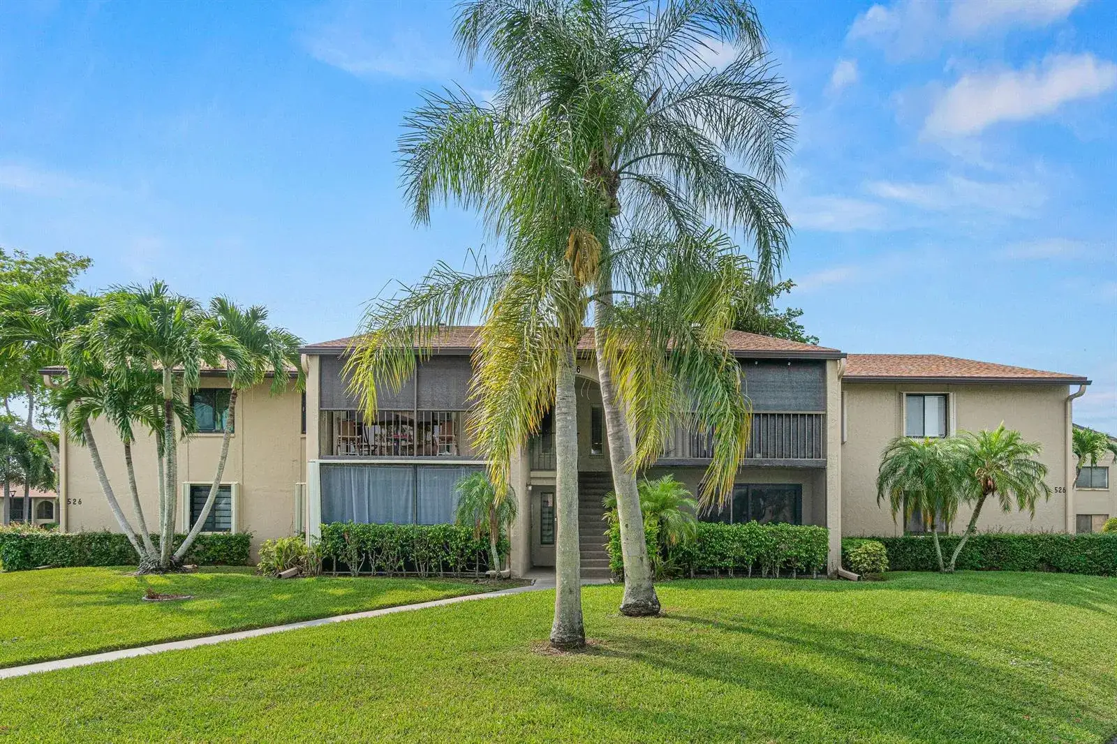2 bedroom 2 bath Residential for sale at 526 Shady Pine Way # D2, FL 33415