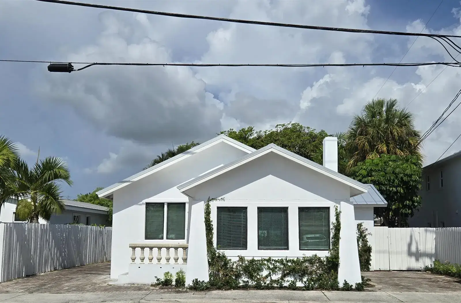 2 bedroom 1 bath Residential Lease for rent at 3809 S Olive Avenue, West Palm Beach FL 33405