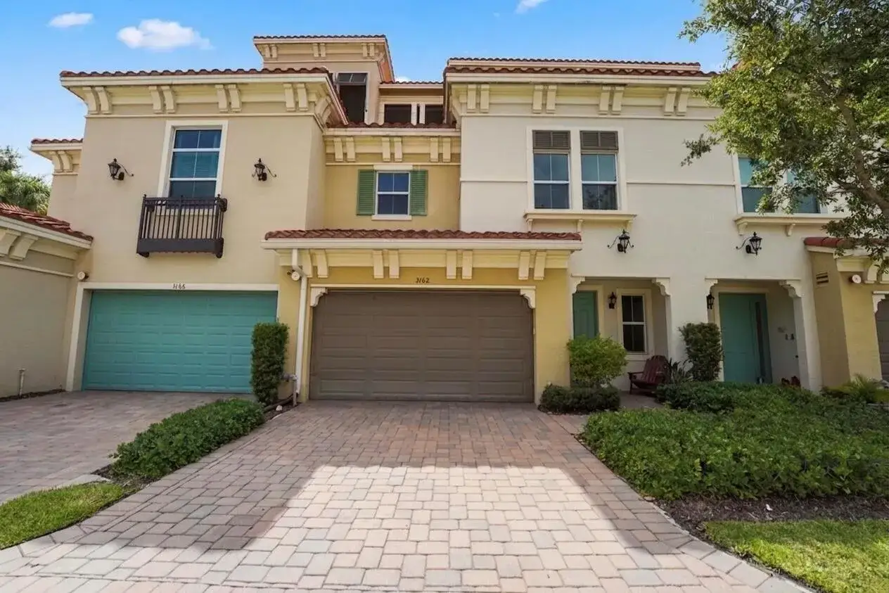 4 bedroom 3 bath Residential for sale at 3162 NW 124th Way, Sunrise FL 33323