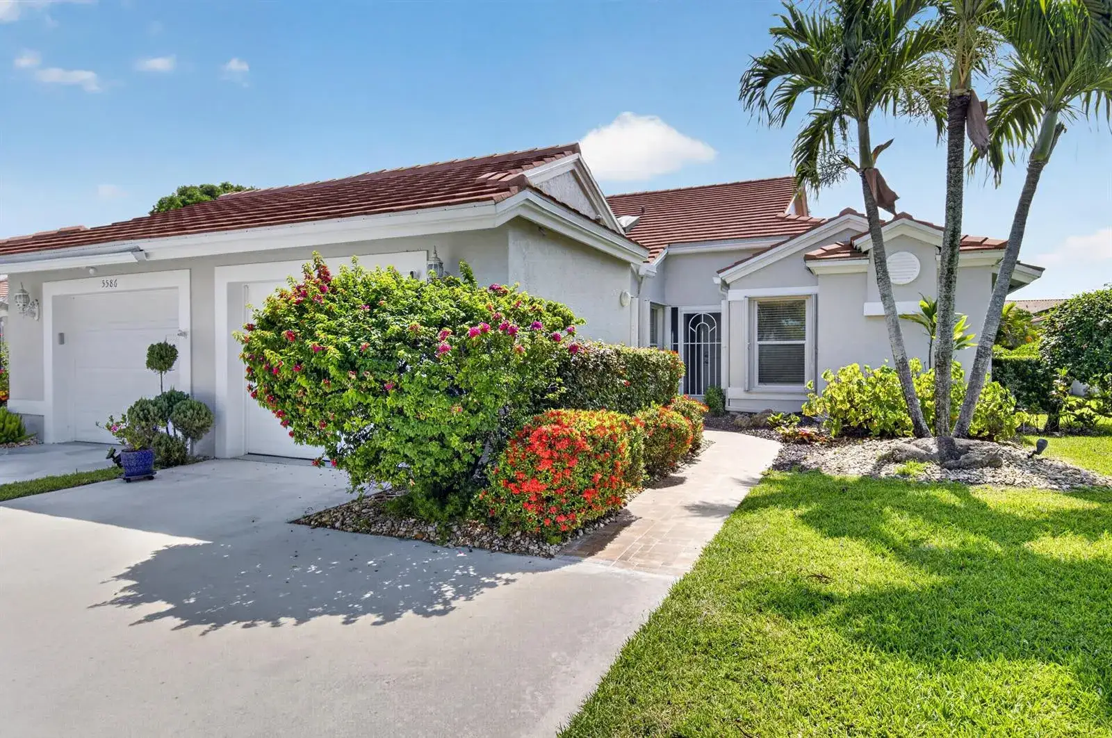 3 bedroom 2 bath Residential for sale at 5590 Royal Lake Circle, Boynton Beach FL 33437