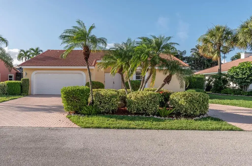 3 bedroom 2 bath Residential for sale at 251 NW 69th Street, Boca Raton FL 33487