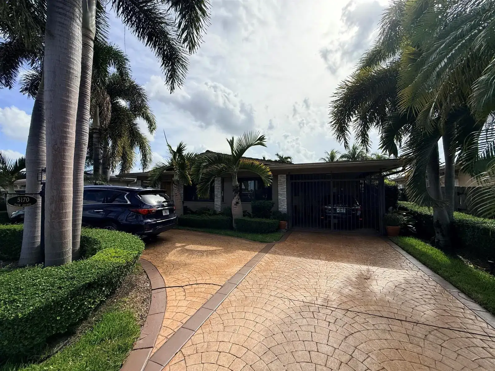 3 bedroom 2 bath Residential for sale at 5170 Palm Avenue, Hialeah FL 33012