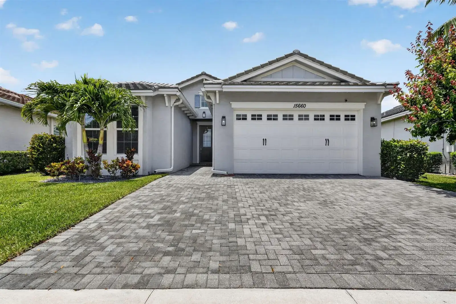 3 bedroom 2 bath Residential Lease for rent at 15660 Goldfinch Circle, FL 33470