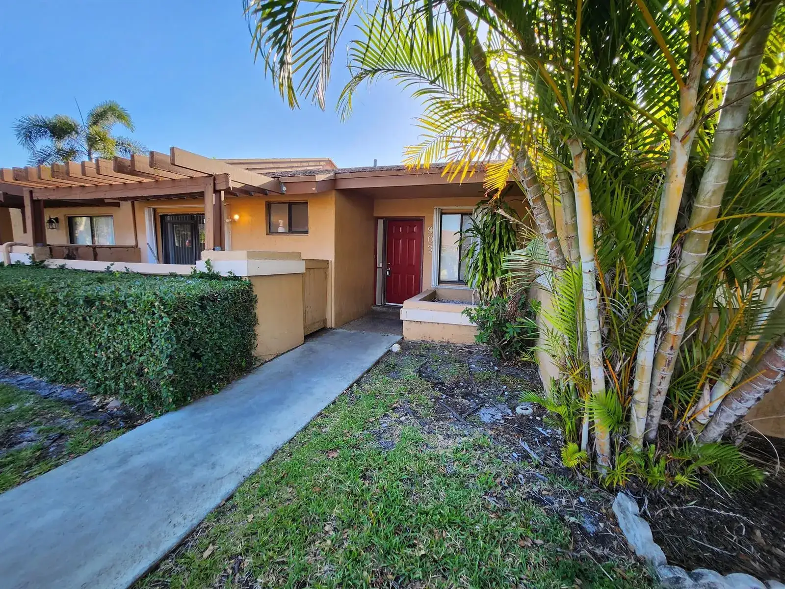 3 bedroom 2 bath Residential Lease for rent at 903 NW 79th Terrace, Plantation FL 33324