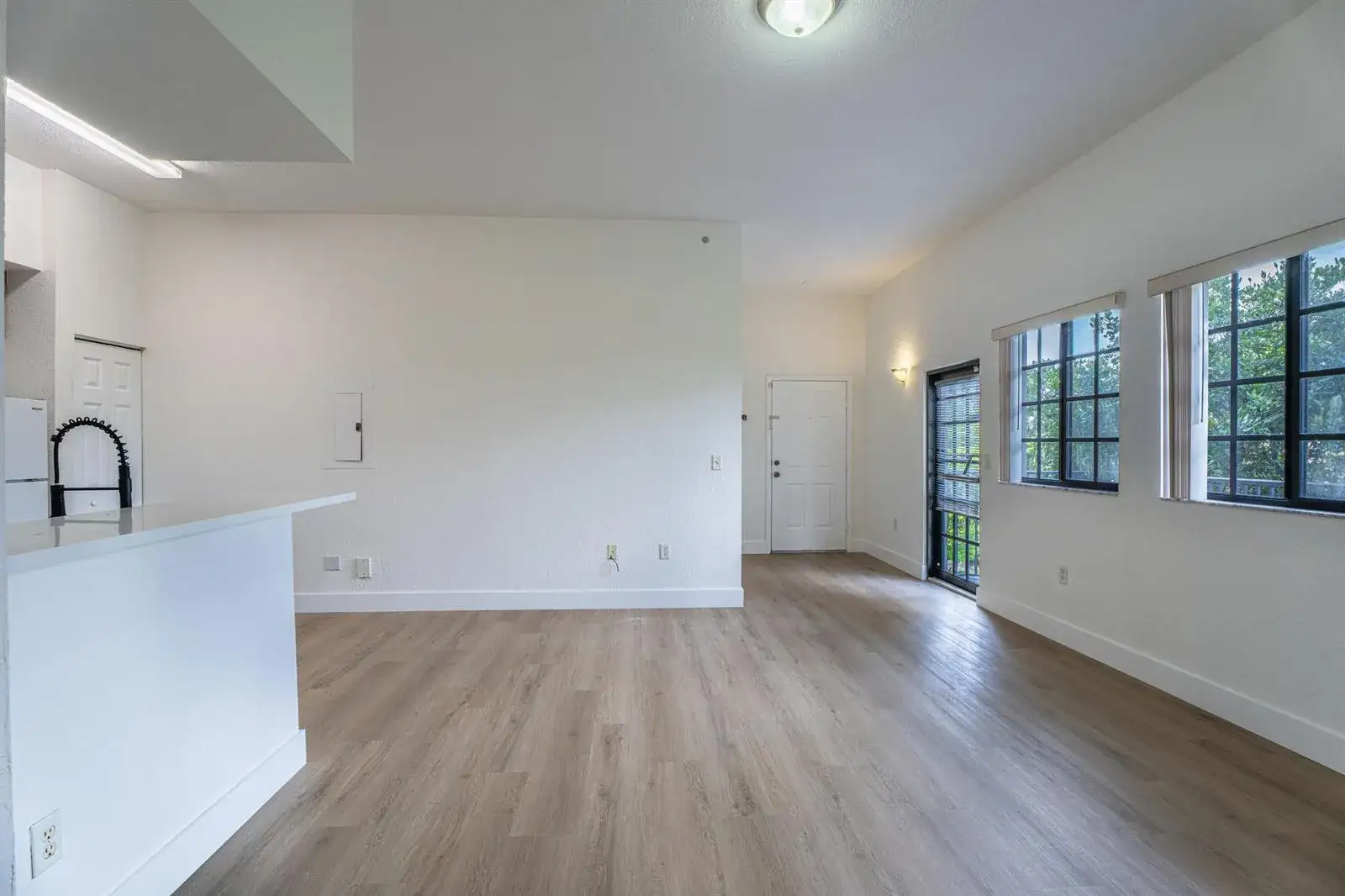 3 bedroom 2 bath Residential for sale at 2801 Riverside Drive # s, Coral Springs FL 33065