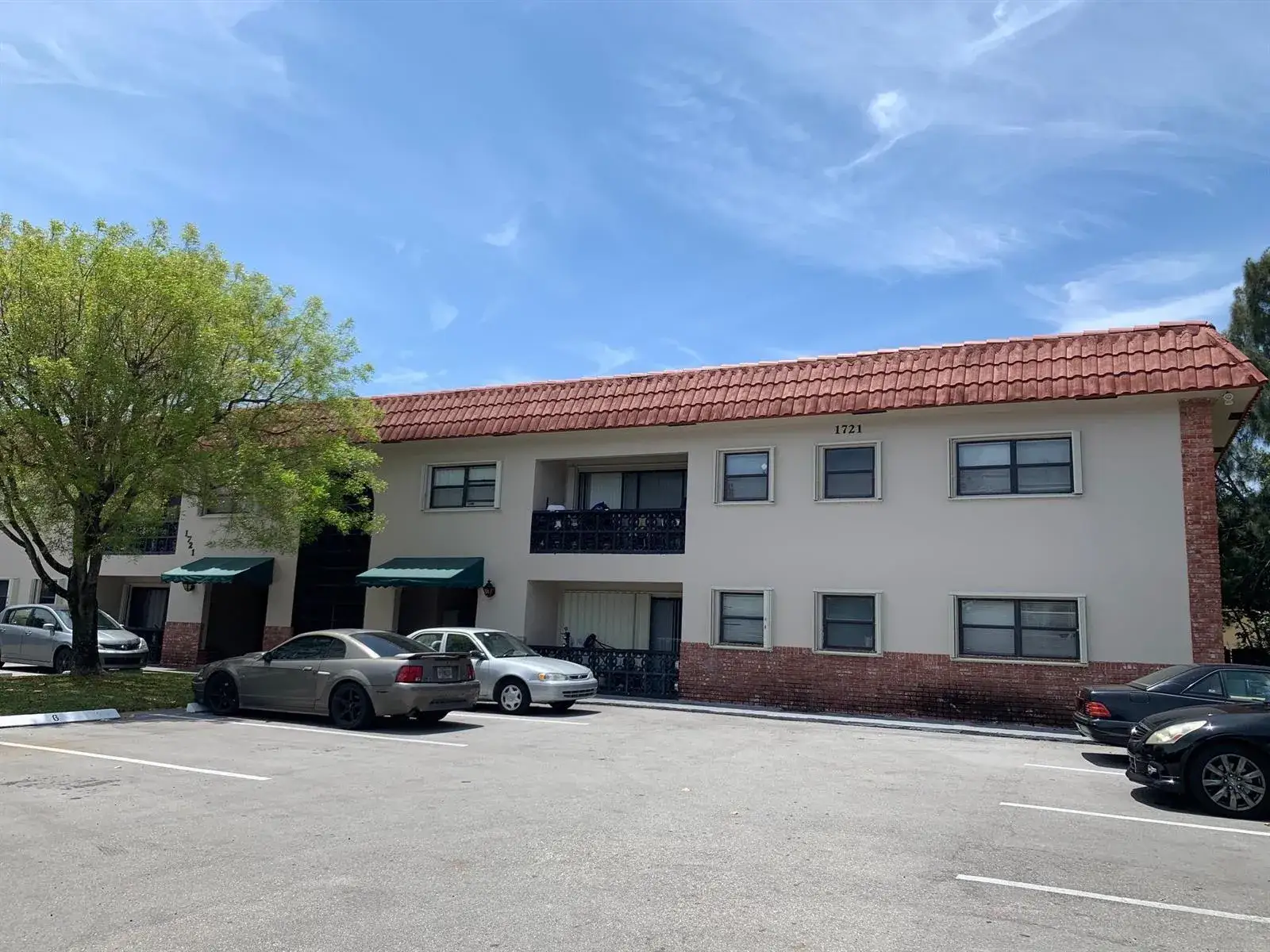 2 bedroom 2 bath Residential Lease for rent at 1721 NW 15th Vista, Boca Raton FL 33432