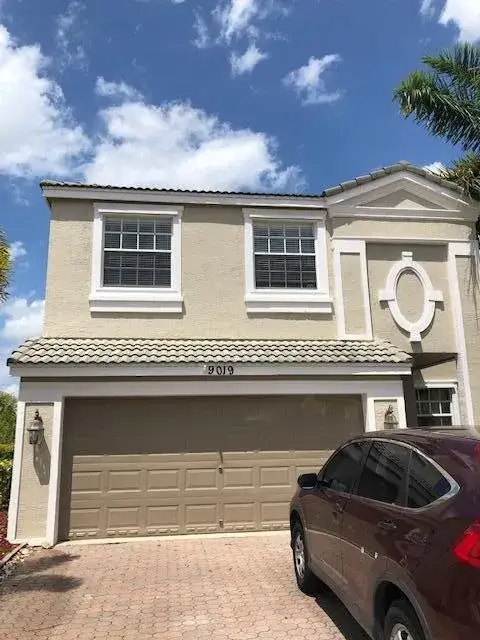 5 bedroom 2 bath Residential Lease for rent at 9019 Alexandra Circle, Wellington FL 33414