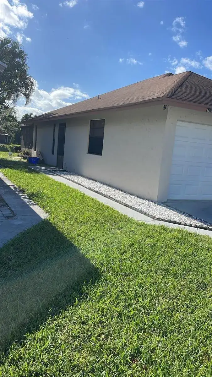 1 bedroom 1 bath Residential Lease for rent at 1380 Longarzo Place, West Palm Beach FL 33415