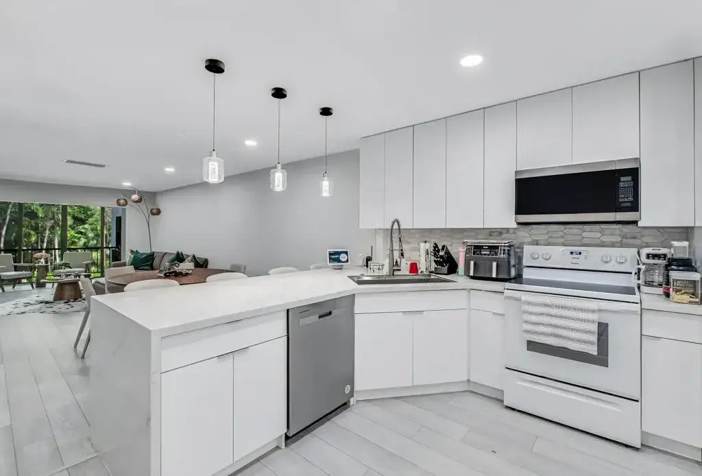 2 bedroom 2 bath Residential for sale at 21362 Juego Circle # D, Boca Raton FL 33433