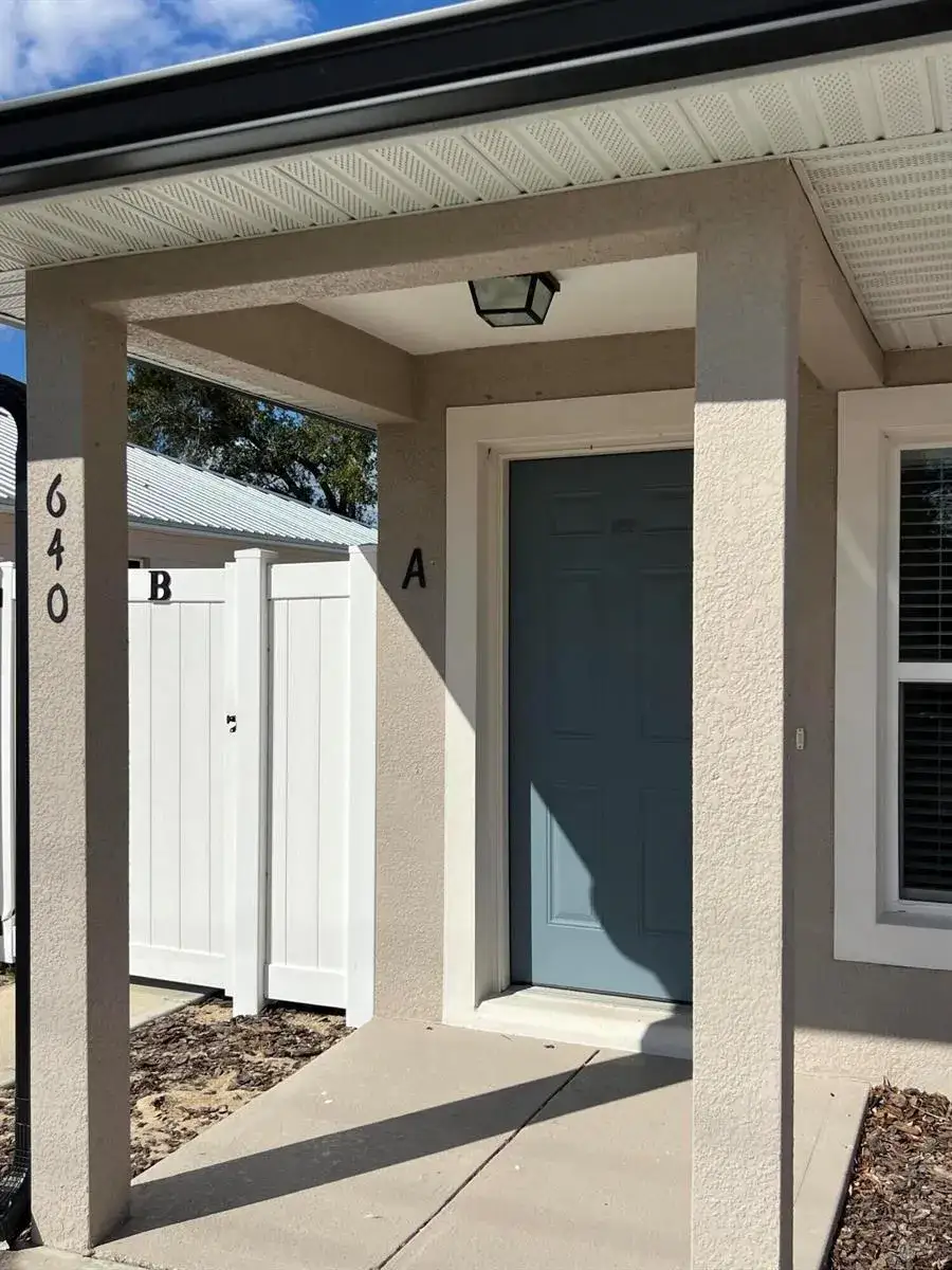 Residential Income for sale at 640 E Grapefruit Avenue, FL 33850