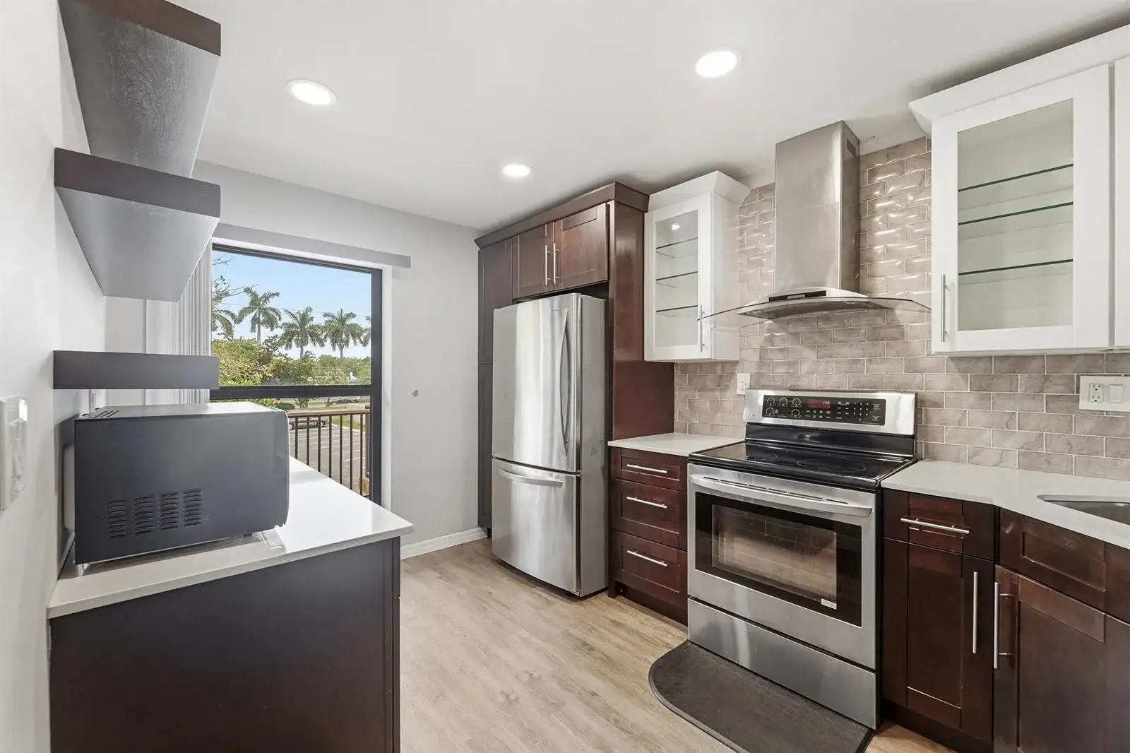 2 bedroom 2 bath Residential for sale at 1033 Banks Road # 203, Margate FL 33063