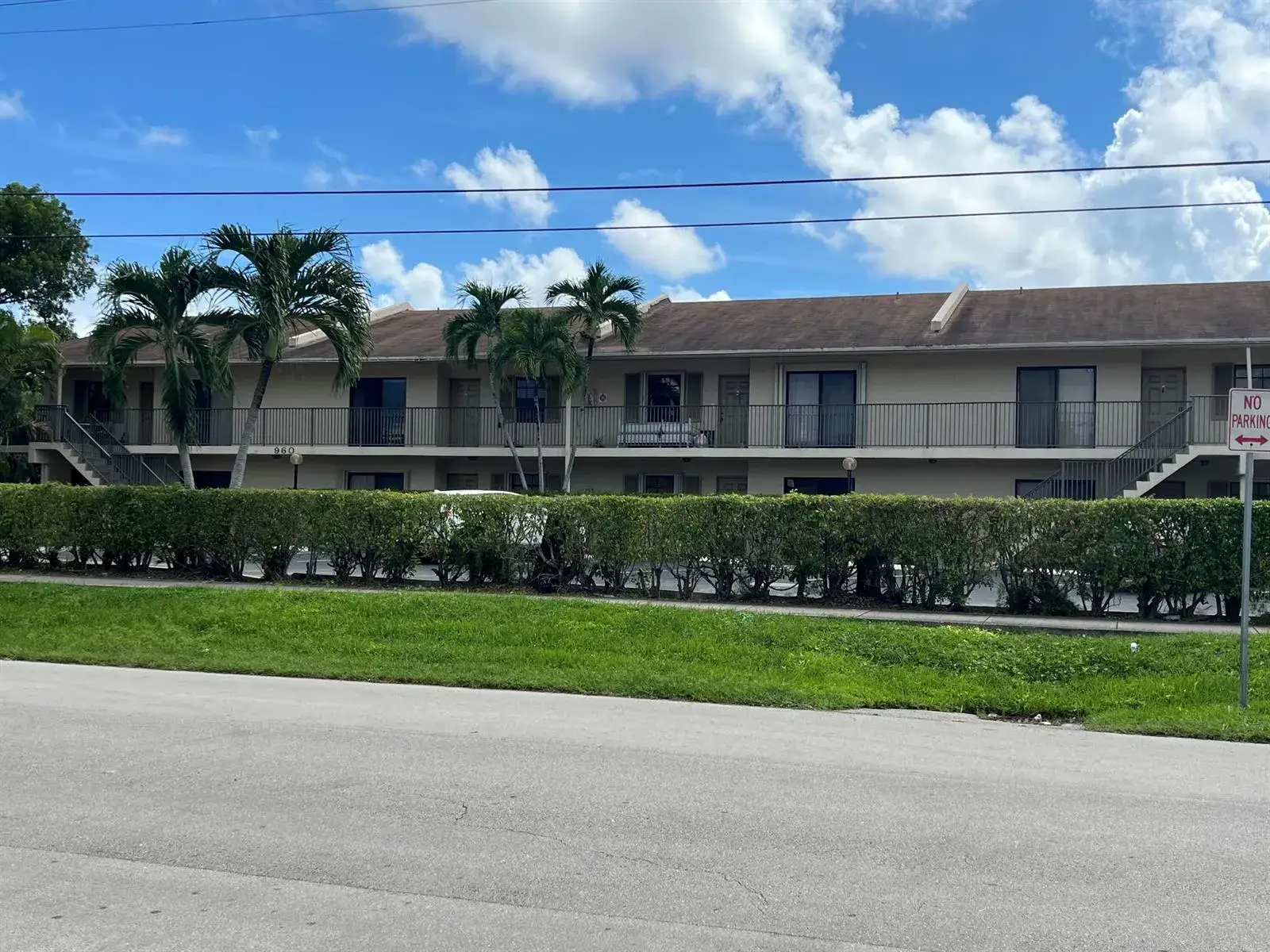 2 bedroom 2 bath Residential Lease for rent at 960 NW 45th Street # 6, Deerfield Beach FL 33064