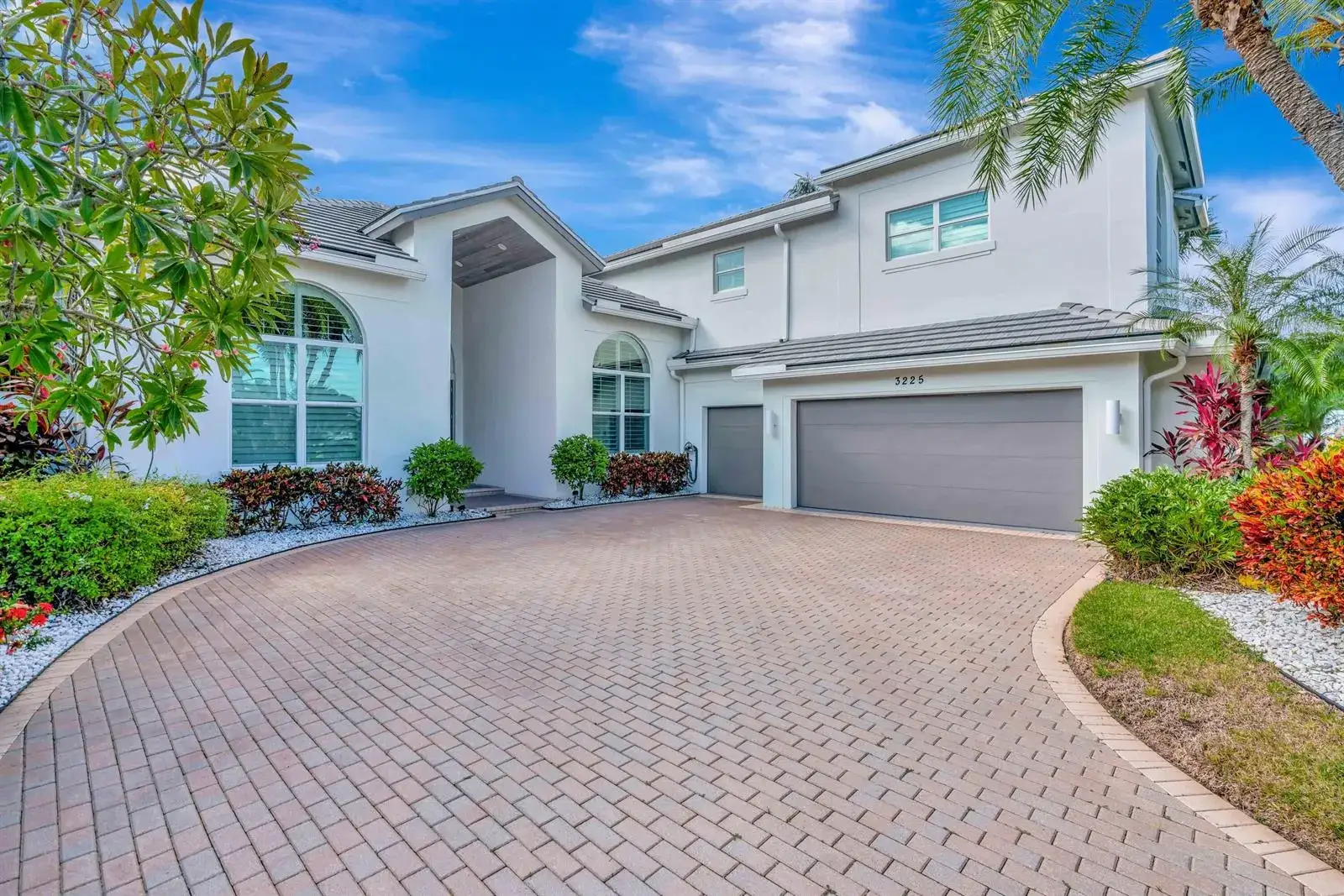 5 bedroom 7 bath Residential Lease for rent at 3225 Braemar Way, Port St. Lucie FL 34952