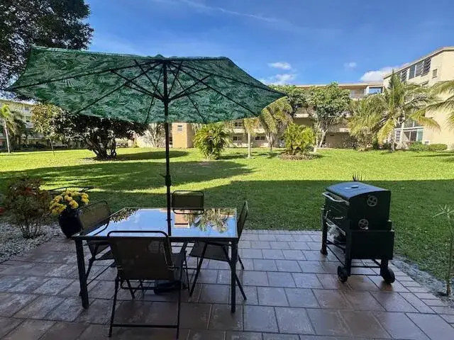 2 bedroom 2 bath Residential Lease for rent at 2615 NE 3RD Court # 112, Boynton Beach FL 33435