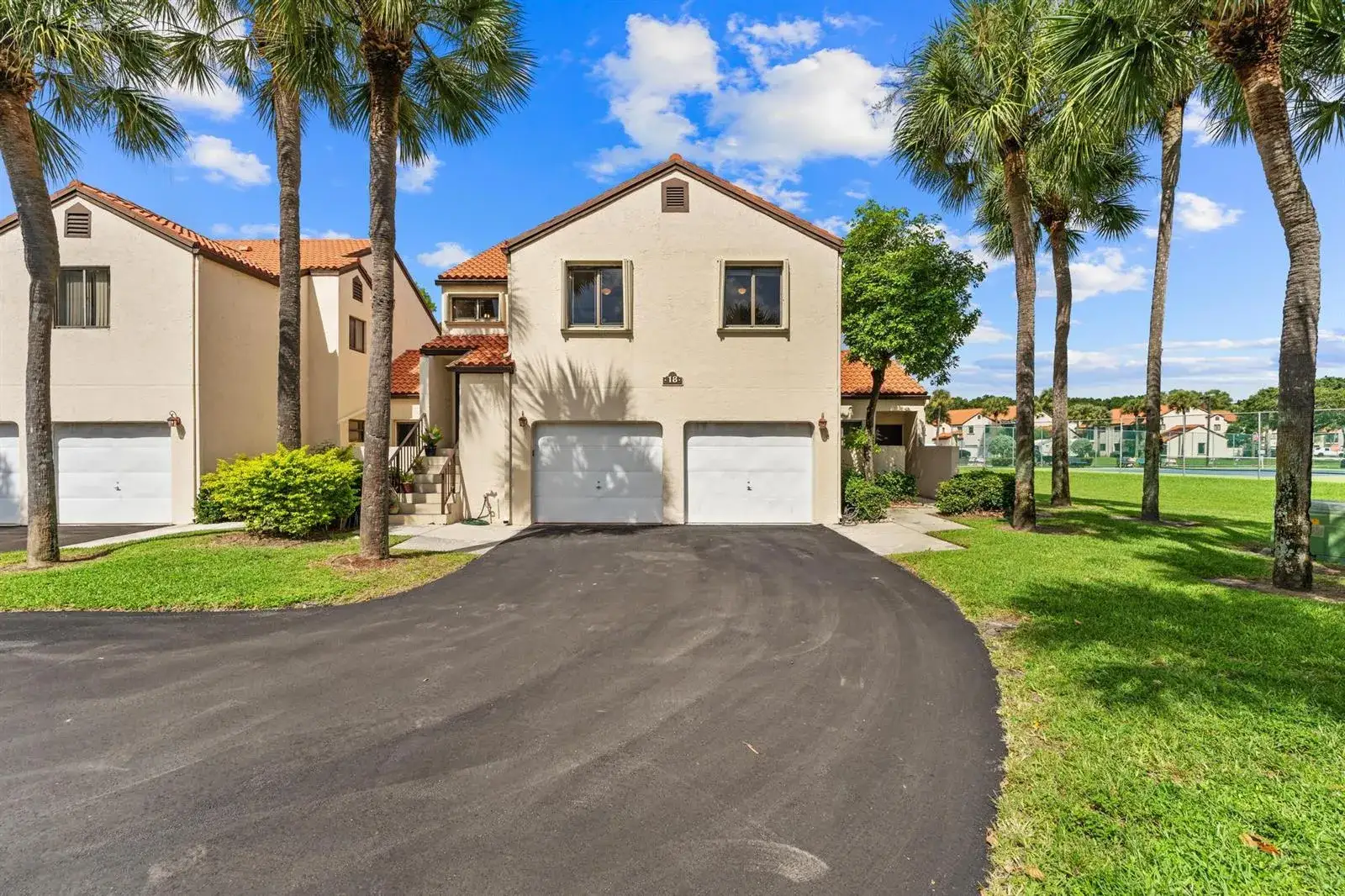 3 bedroom 2 bath Residential Lease for rent at 18 Vía De Casas Sur # 205, Boynton Beach FL 33426