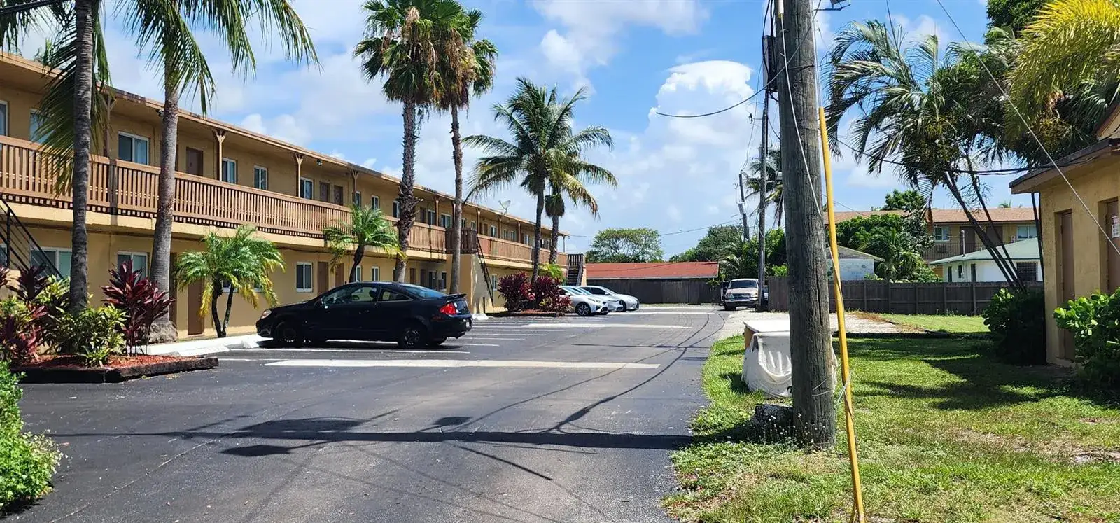 1 bedroom 1 bath Residential Lease for rent at 620 NW 7th Avenue # 16, Pompano Beach FL 33060