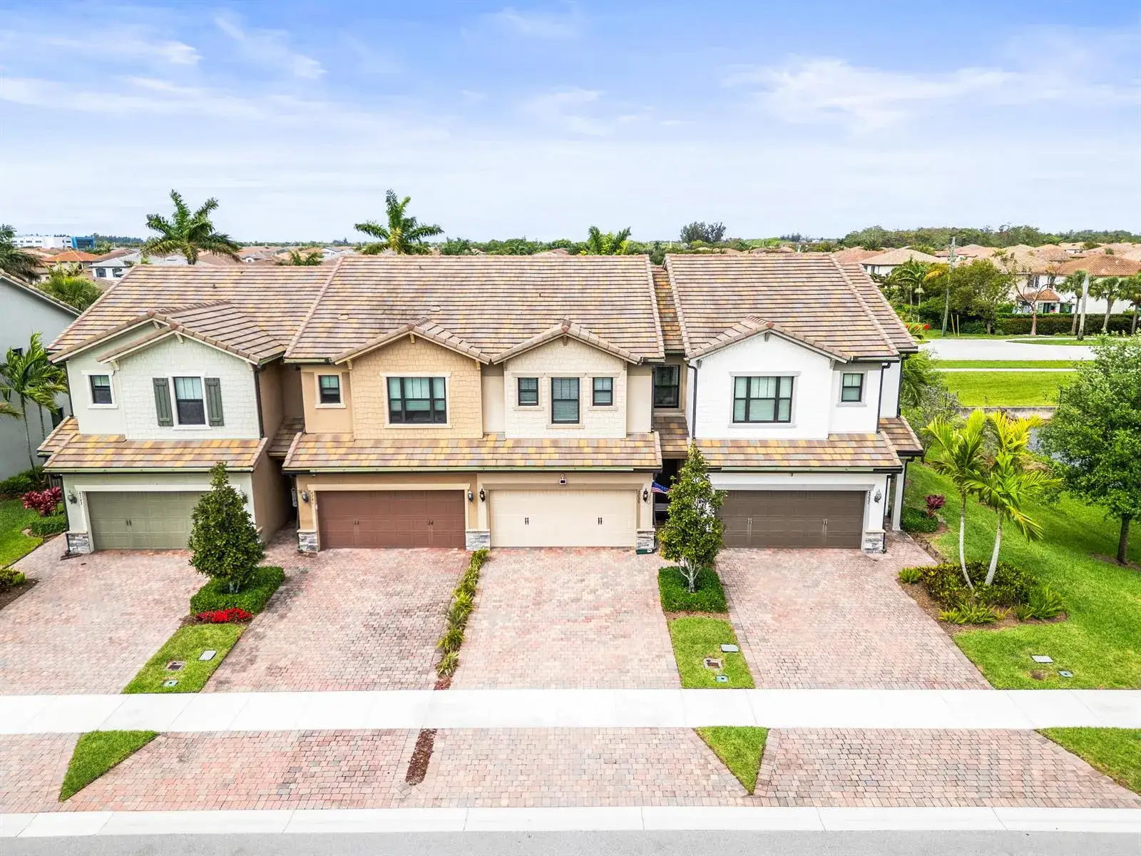 3 bedroom 2 bath Residential for sale at 4739 Eventing Street, Lake Worth FL 33467