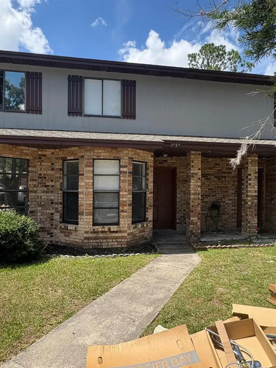 2 bedroom 1 bath Residential Lease for rent at 1838 Foxhall Circle, Kissimmee FL 34741
