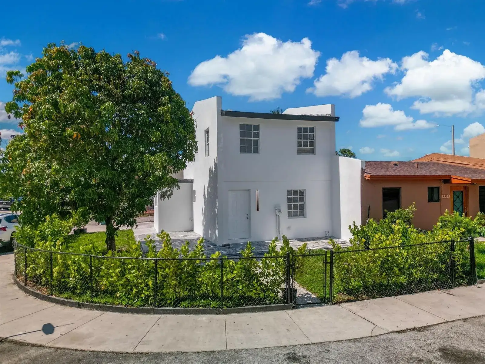 3 bedroom 2 bath Residential Lease for rent at 4527 NW 191st Terrace, Miami Gardens FL 33055