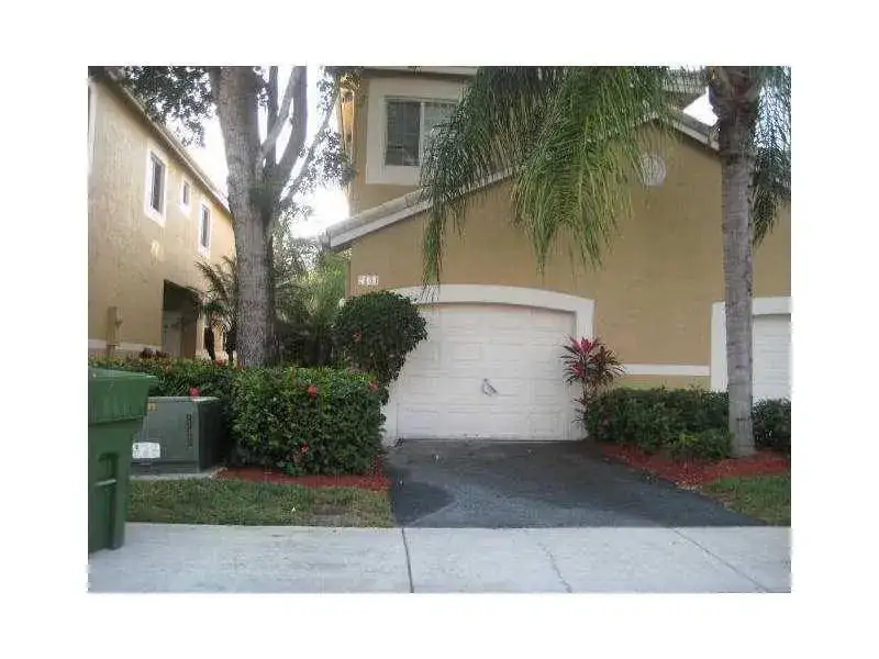 4 bedroom 2 bath Residential Lease for rent at 2154 Madeira Drive # 2154, Weston FL 33327