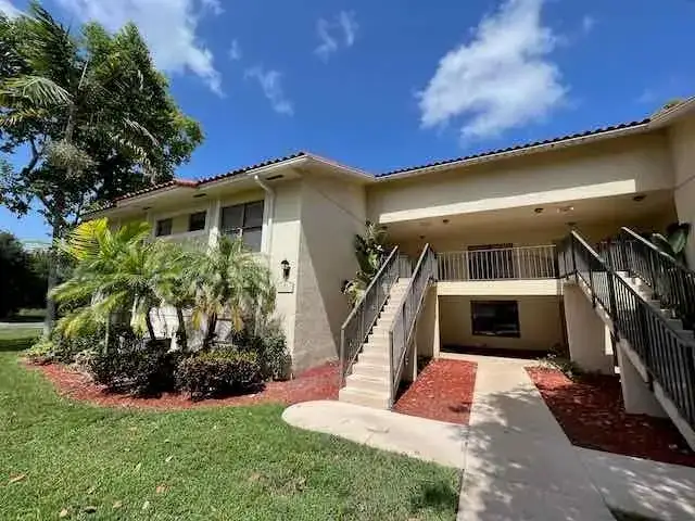 2 bedroom 2 bath Residential Lease for rent at 1700 Windorah Way, West Palm Beach FL 33411