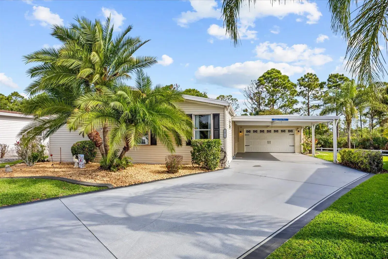 3 bedroom 2 bath Residential for sale at 2872 Eagle's Nest Way, Port St. Lucie FL 34952