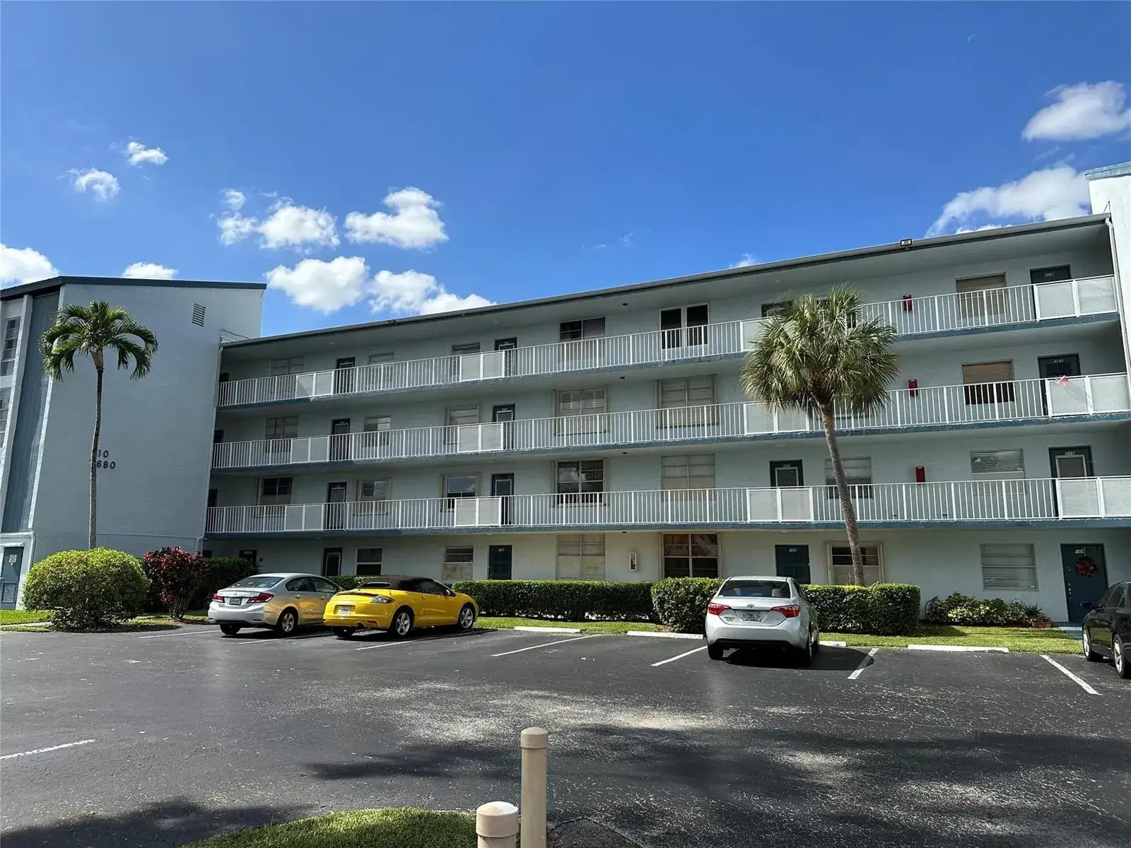 2 bedroom 2 bath Residential for sale at 7680 NW 18th Street # 406, Margate FL 33063