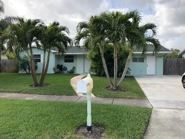 3 bedroom 2 bath Residential Lease for rent at 18966 SE Southgate Drive, Jupiter FL 33469