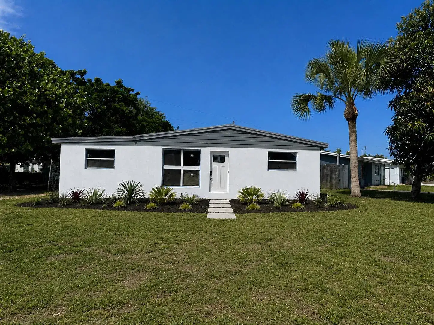 3 bedroom 2 bath Residential Lease for rent at 4181 Winchester Lane, FL 33406