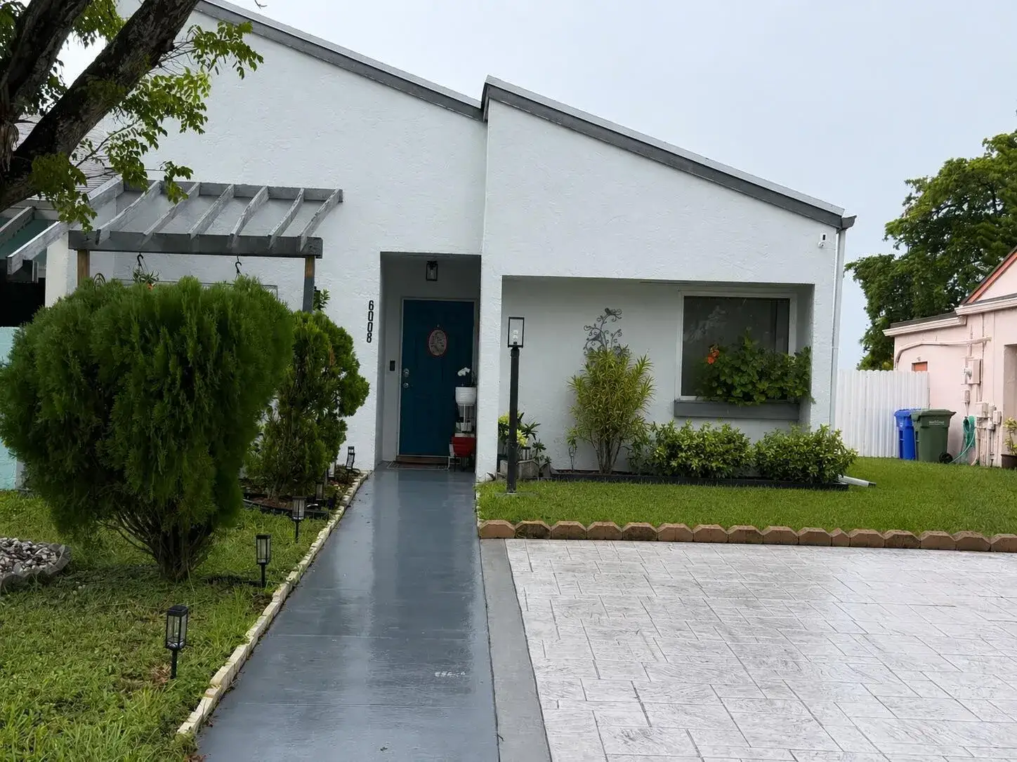 3 bedroom 2 bath Residential for sale at 6008 NW 1st Street, Margate FL 33063