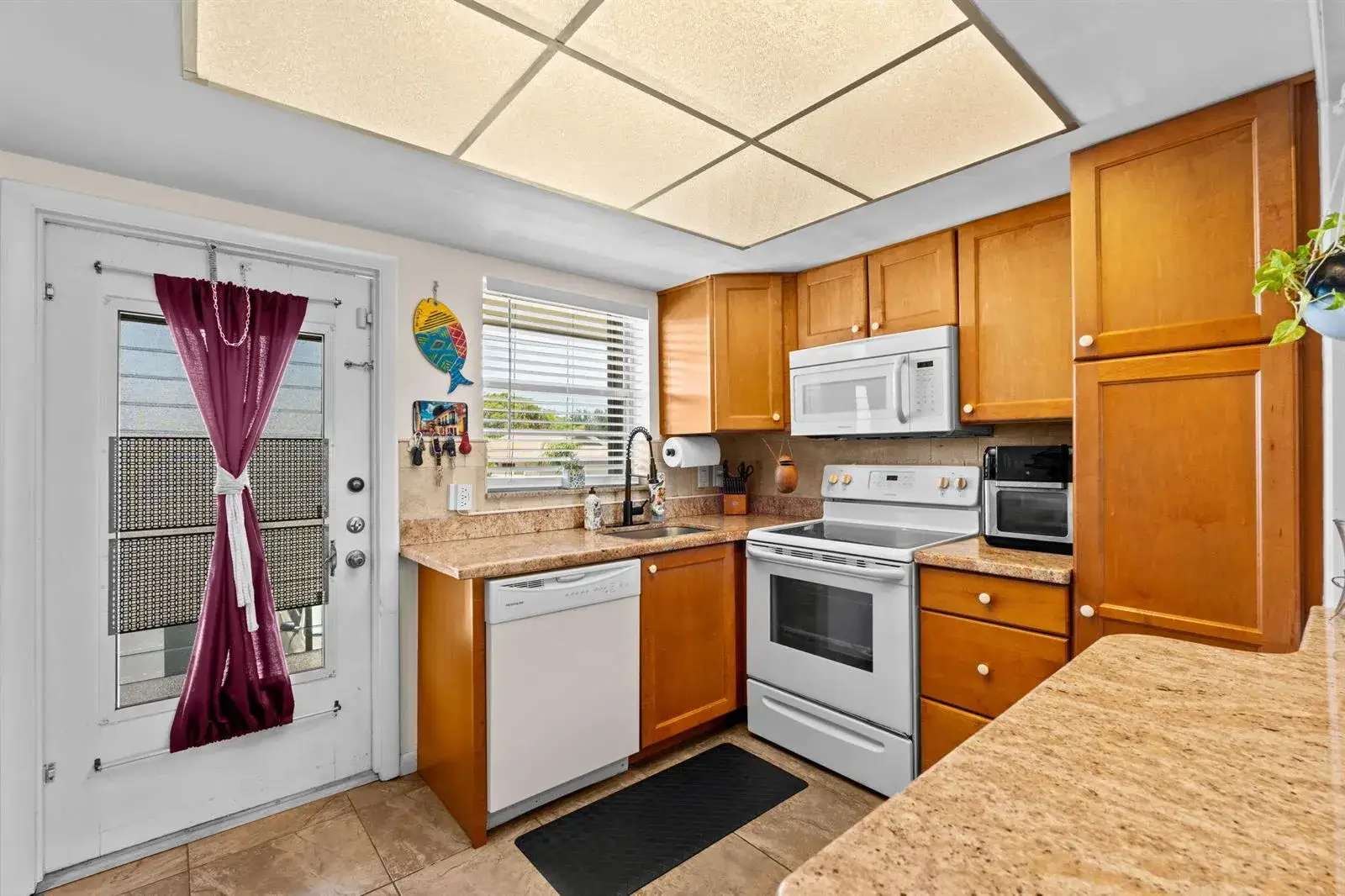 1 bedroom 1 bath Residential for sale at 312 NE 17th Avenue # 203, Boynton Beach FL 33435