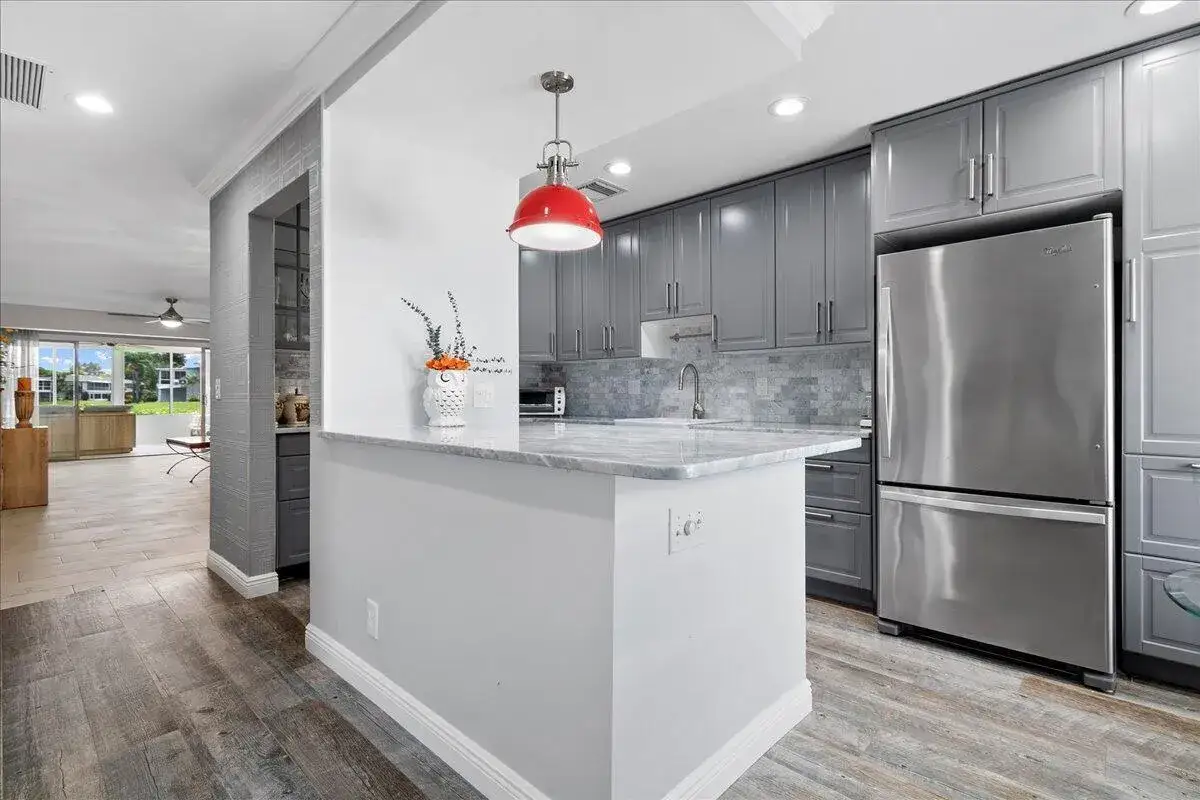 2 bedroom 2 bath Residential for sale at 1395 SW 27th Avenue # 102, Delray Beach FL 33445