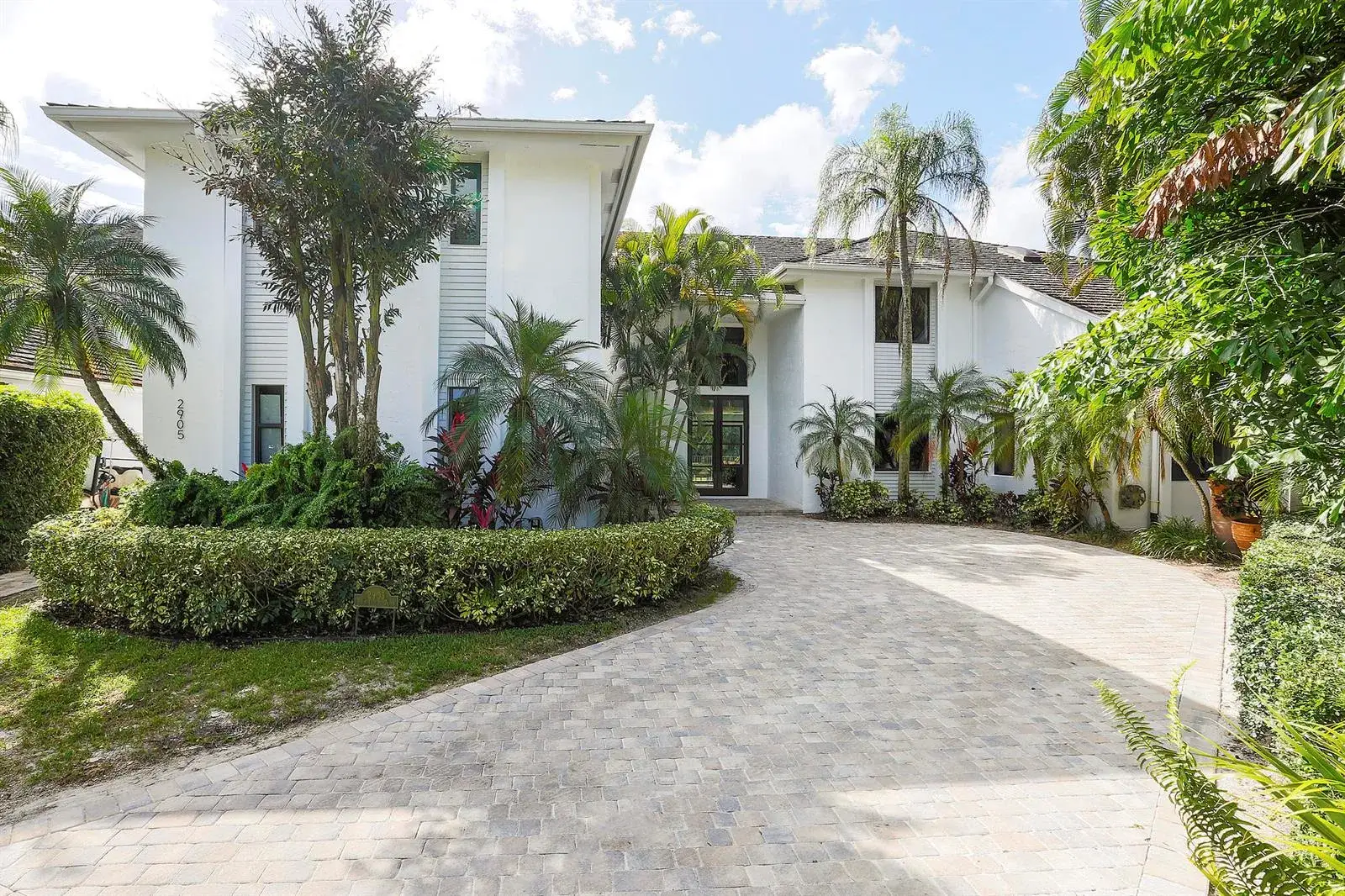 8 bedroom 11 bath Residential Lease for rent at 2905 Polo Island Drive, Wellington FL 33414