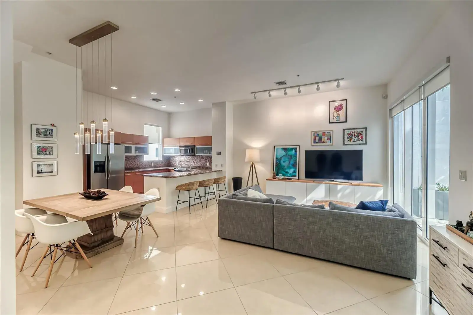 3 bedroom 3 bath Residential Lease for rent at 727 NE 4th Avenue, Fort Lauderdale FL 33304