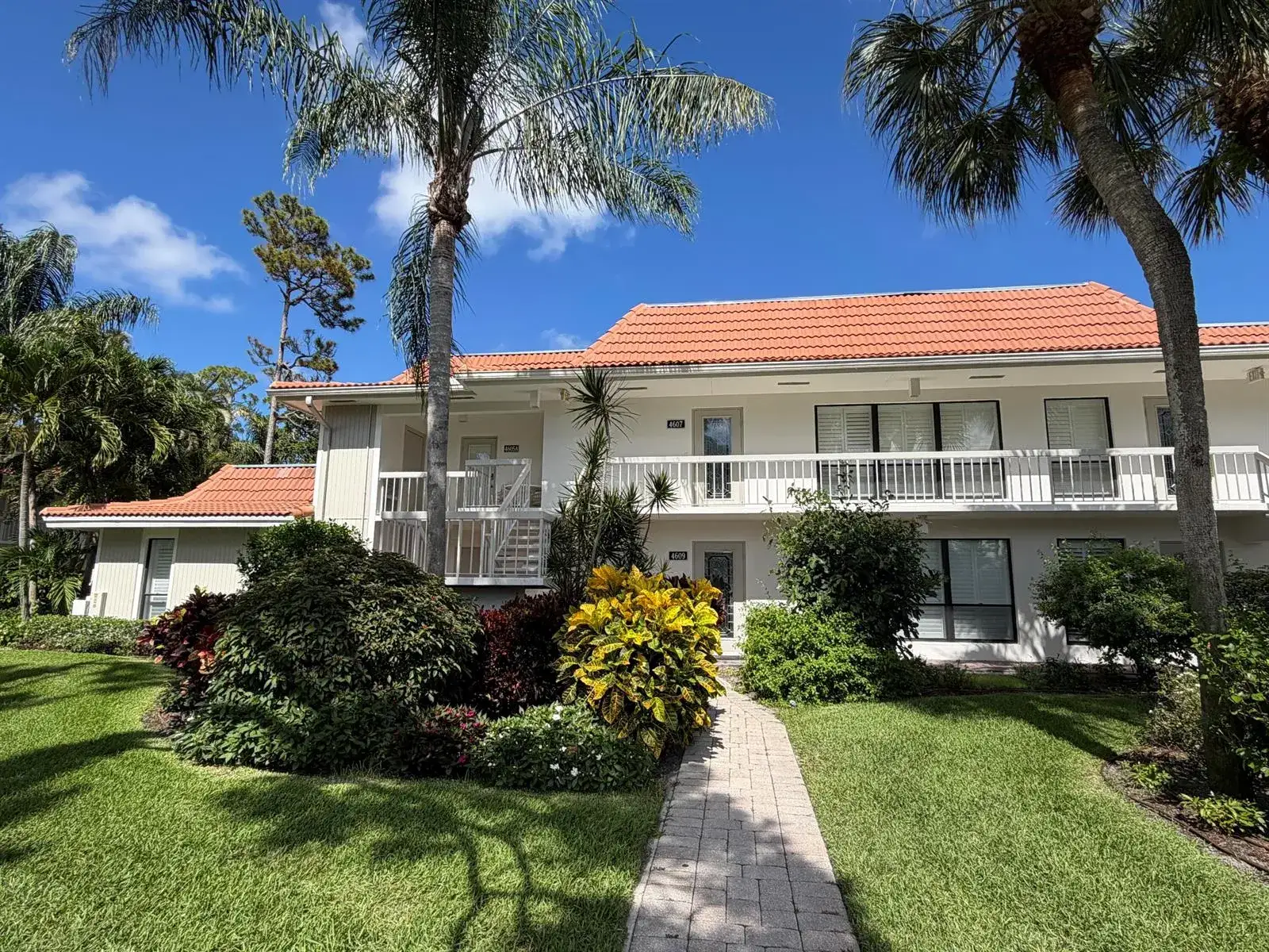2 bedroom 2 bath Residential Lease for rent at 4607 Kittiwake Court # 2, Boynton Beach FL 33436