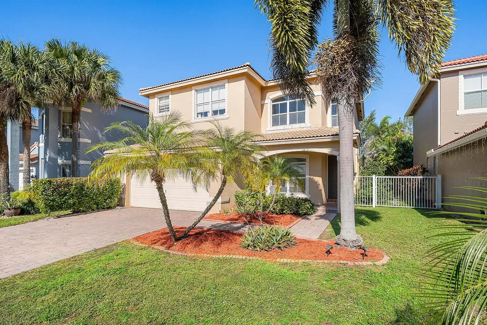 3 bedroom 2 bath Residential for sale at 5041 Massy Drive, Lake Worth FL 33463