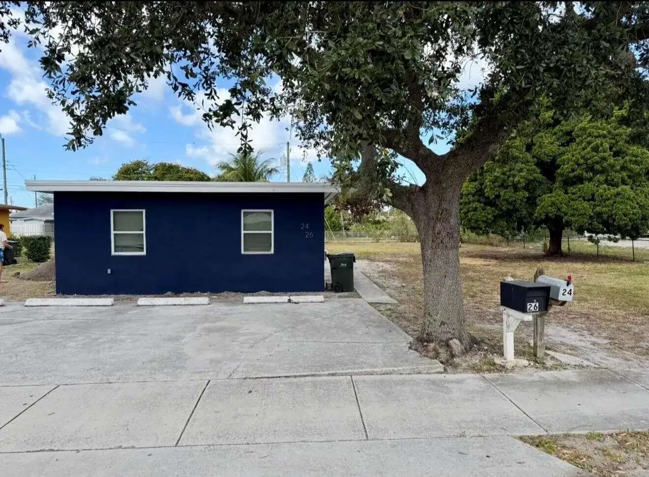 2 bedroom 1 bath Residential Lease for rent at 24 SW 10th Avenue, Delray Beach FL 33444