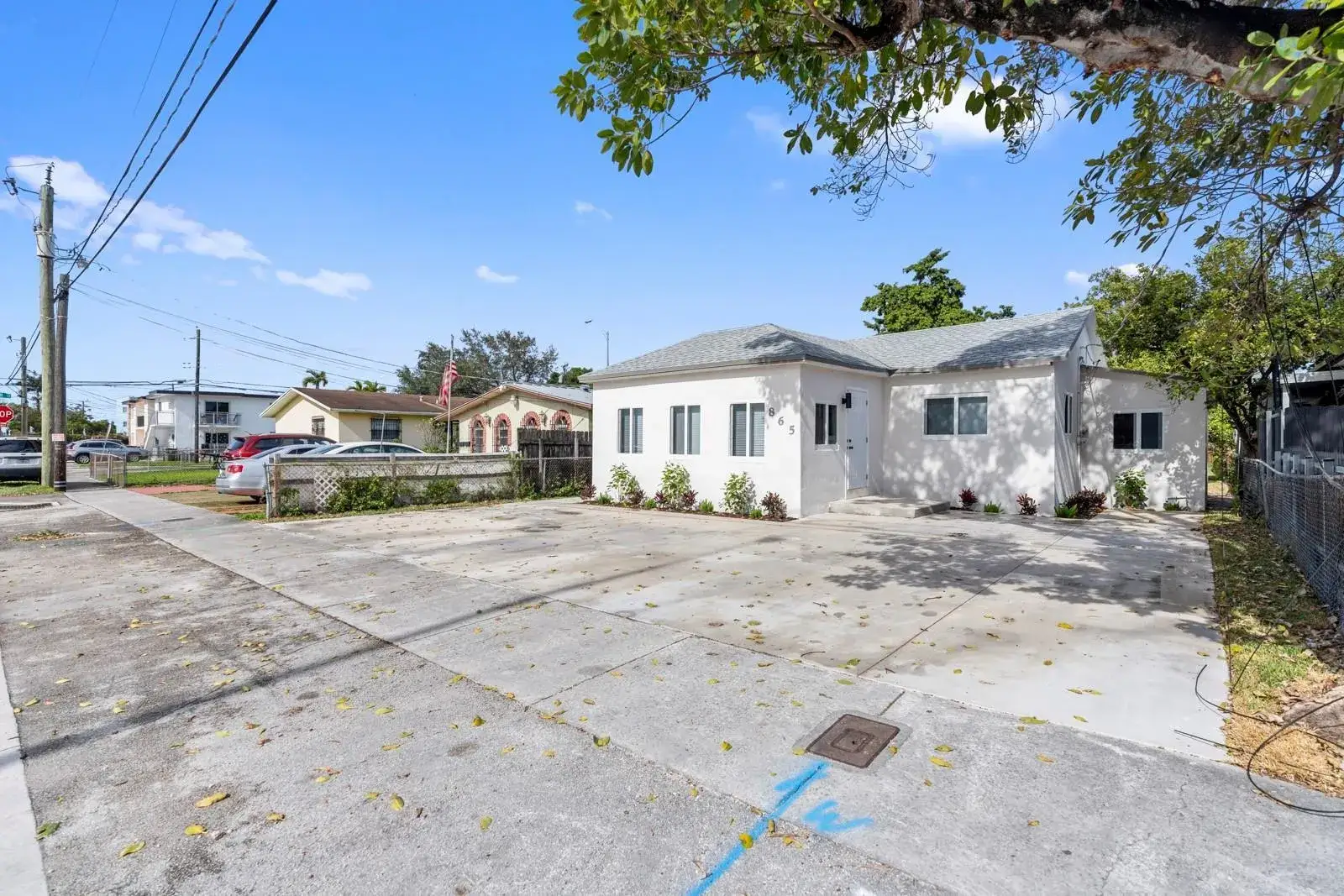 2 bedroom 2 bath Residential Lease for rent at 865 SE 12th Street # A, Hialeah FL 33010