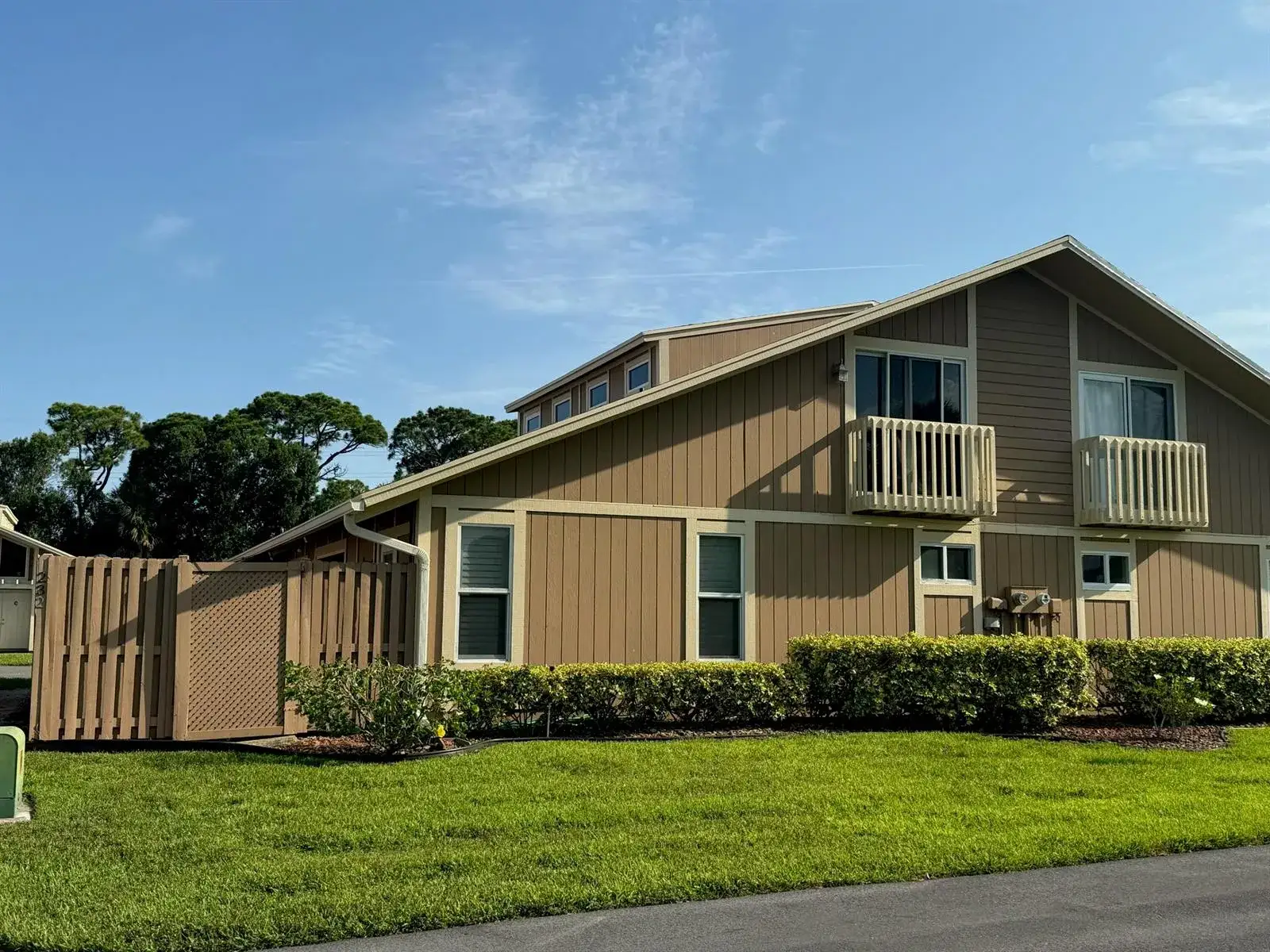 4 bedroom 3 bath Residential Lease for rent at 232 Maplecrest Circle, Jupiter FL 33458