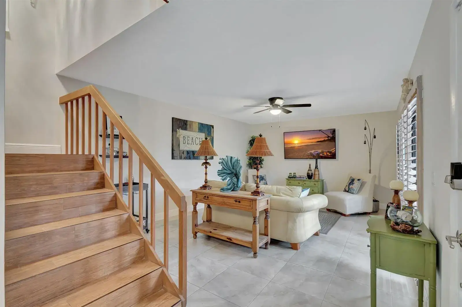 2 bedroom 2 bath Residential for sale at 99 Lake Arbor Drive, Palm Springs FL 33461