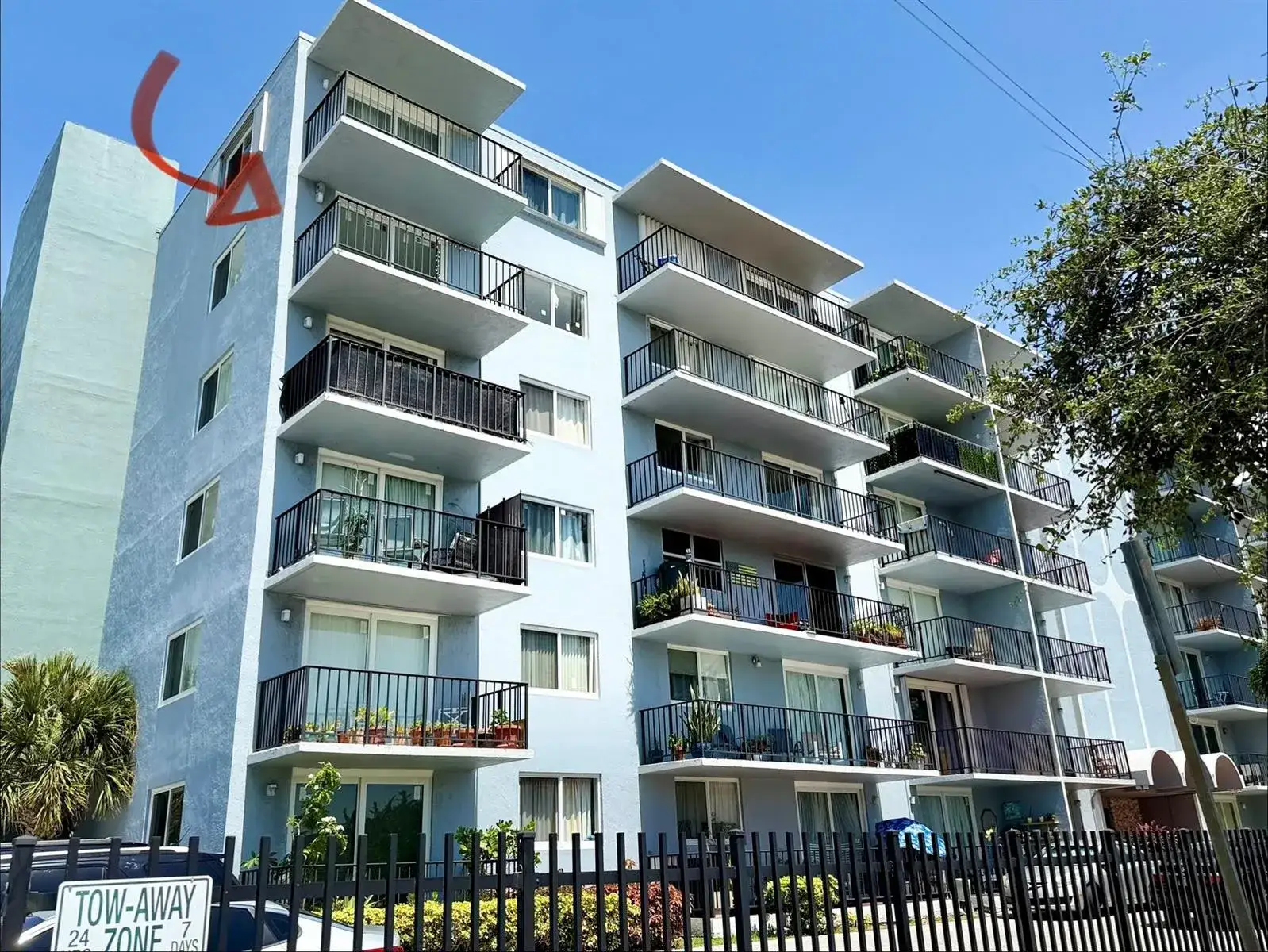 1 bedroom 1 bath Residential for sale at 12500 NE 15th Avenue # 516, North Miami FL 33161