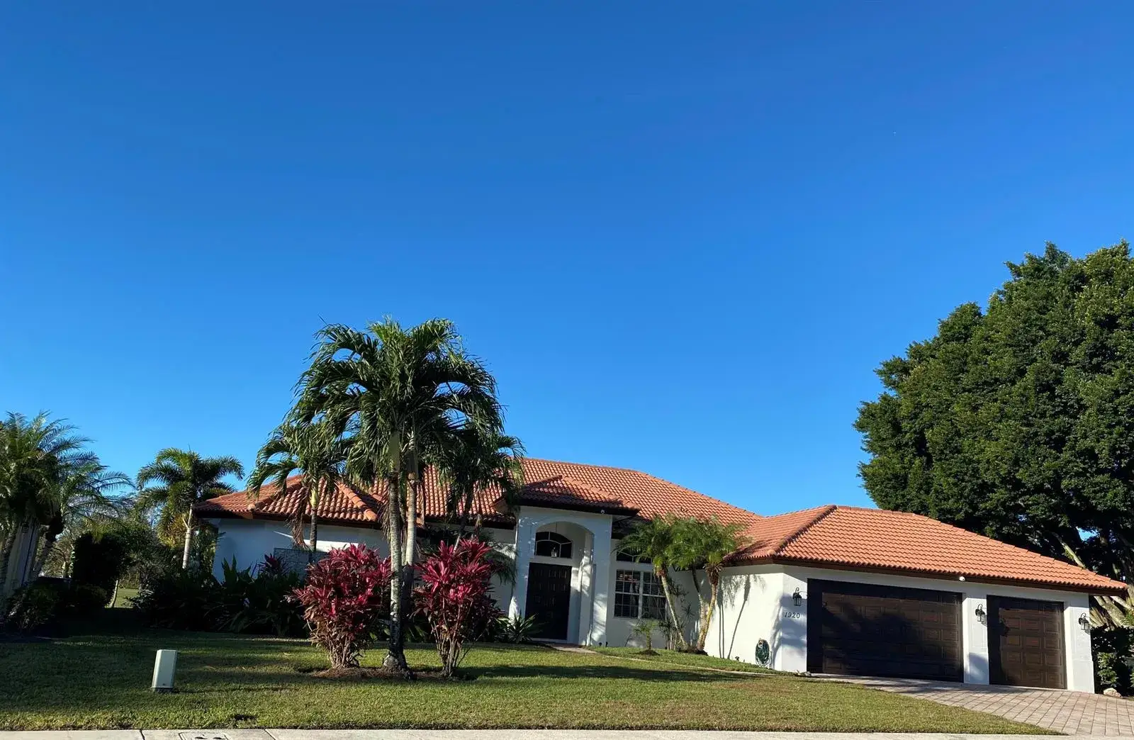 5 bedroom 3 bath Residential Lease for rent at 1920 S Club Drive, Wellington FL 33414