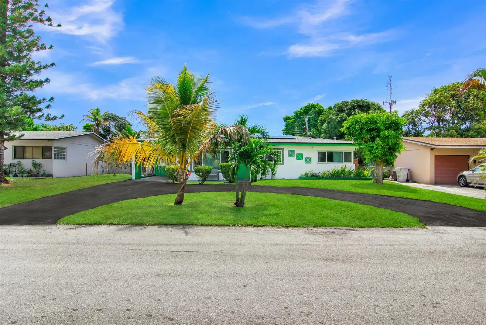 3 bedroom 2 bath Residential for sale at 1650 NW 1st Way, Pompano Beach FL 33060